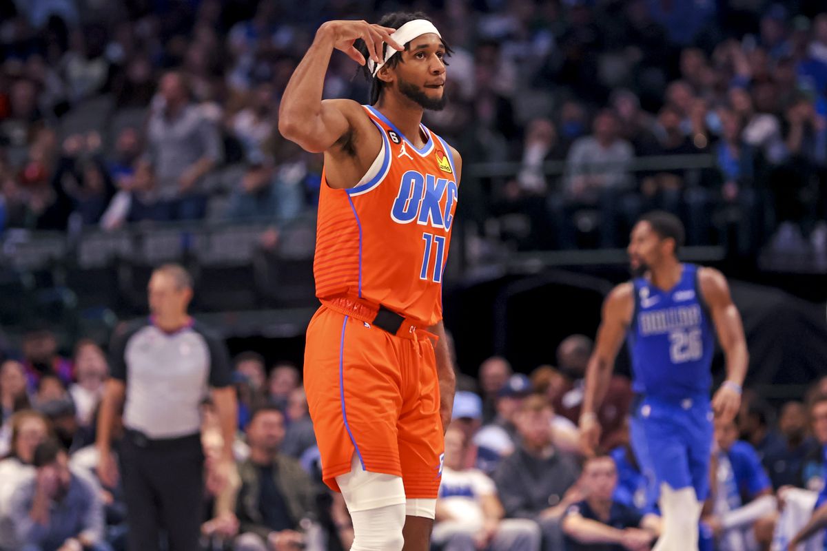 NBA: Oklahoma City Thunder at Dallas Mavericks